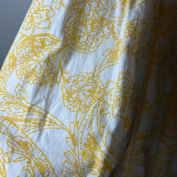 Lilly Pulitzer Yellow and White Floral Dress You Drive me Daisy NWT - Picture 2 of 8